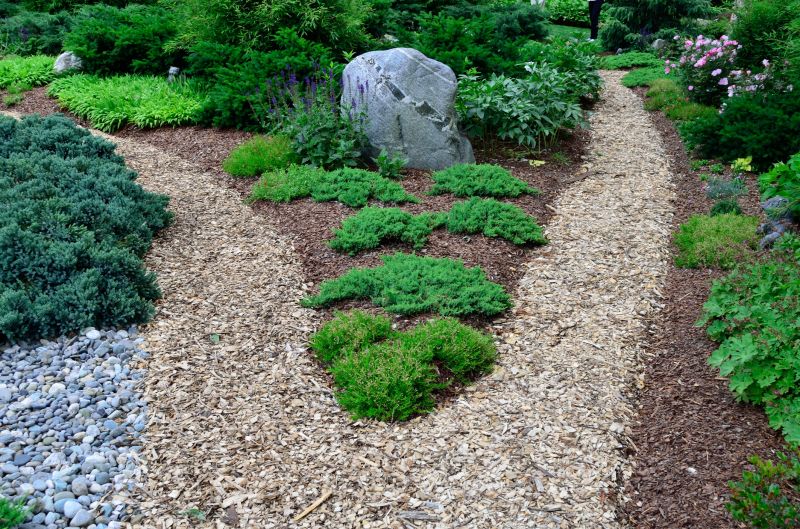 Pine Bark Mulch Installation in Honolulu, HI