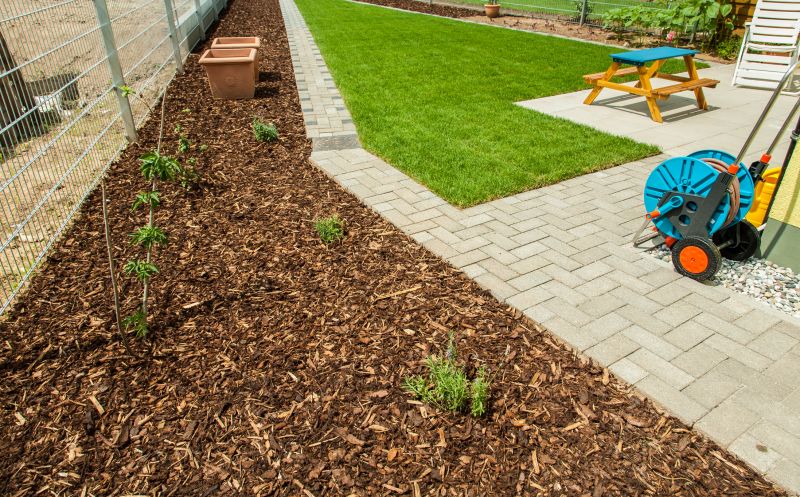 Organic Mulch Installation in Honolulu, HI